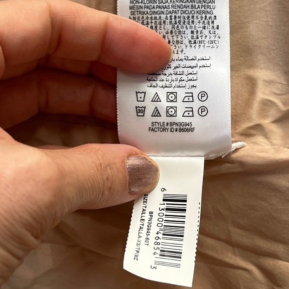 BCBGMAXAZRIA Grand Paisley
Maxi Wrap Skirt In Dusty Rio XS NWT - Picture 13 of 14